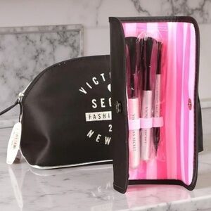 VICTORIA'S SECRET 2013 FASHION SHOW COSMETIC BAG with 3 PC MAKEUP BRUSHES NWT